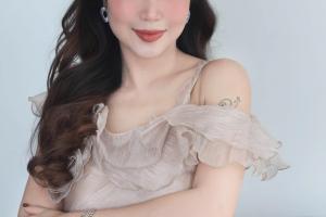 NSƯT Ốc Thanh Vân về Việt Nam, tiết lộ cuộc sống hiện tại